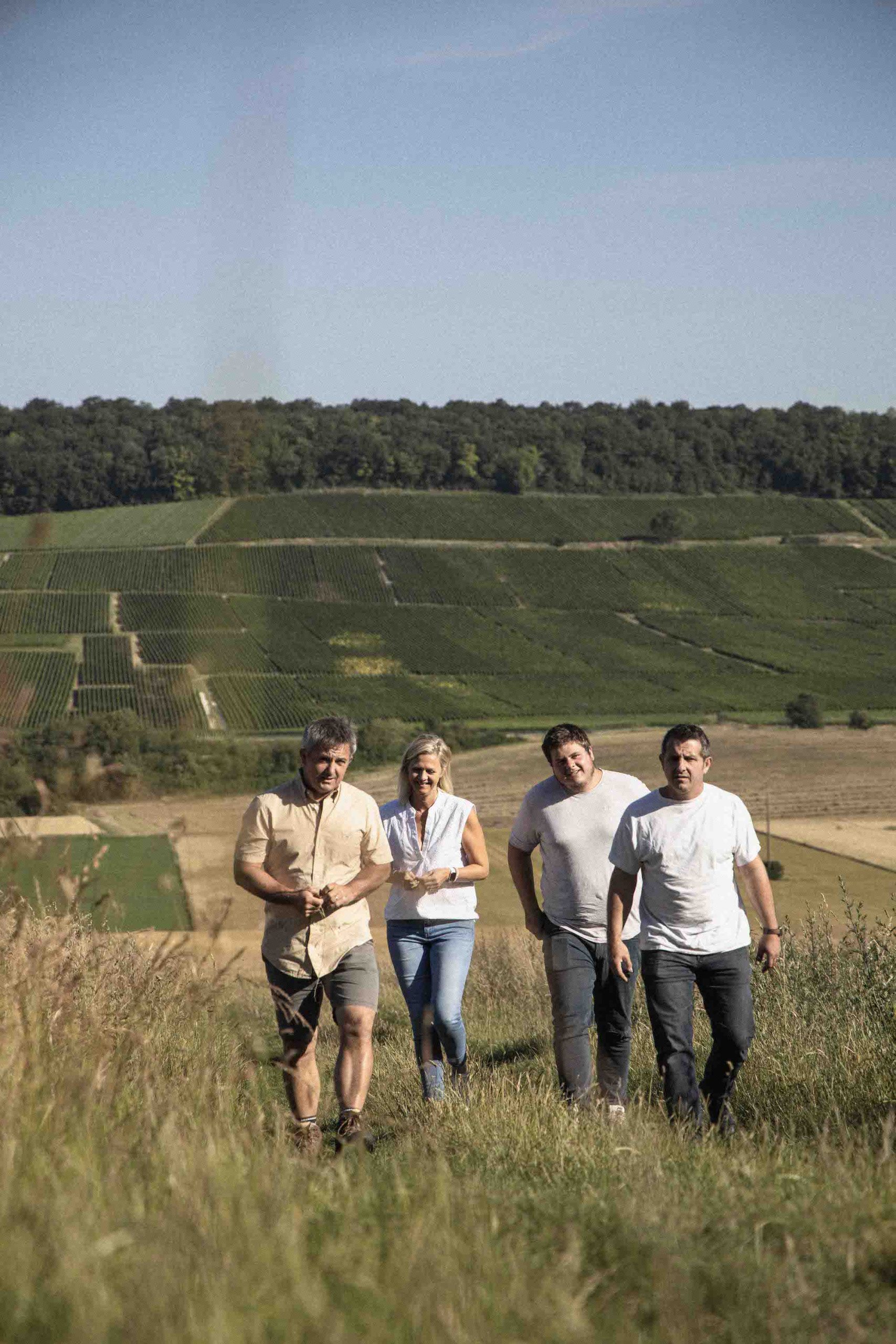 À travers Champs